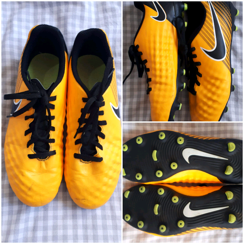 5 pound football boots